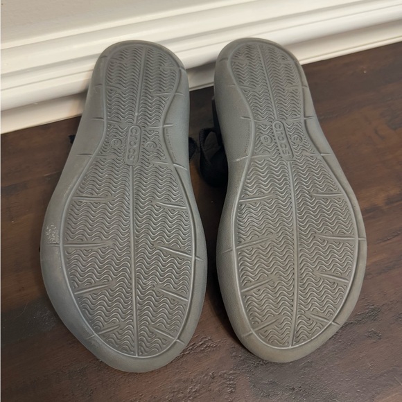 Crocs Black Swiftwater Webbing Sandals Women's size 6 - Picture 8 of 9